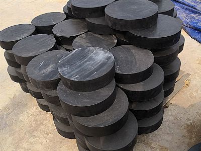 扎赉诺尔板式橡胶支座由若干层橡胶片与薄钢板经加压硫化